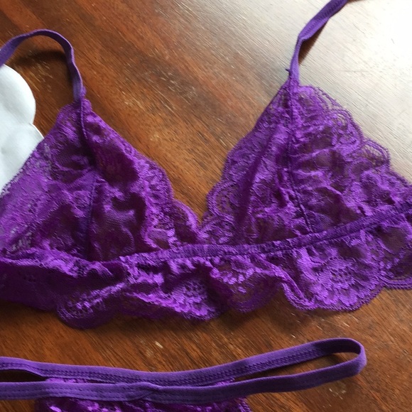 BNIP. Sexy underneath.  Purple lace Set! Black too - Picture 3 of 5